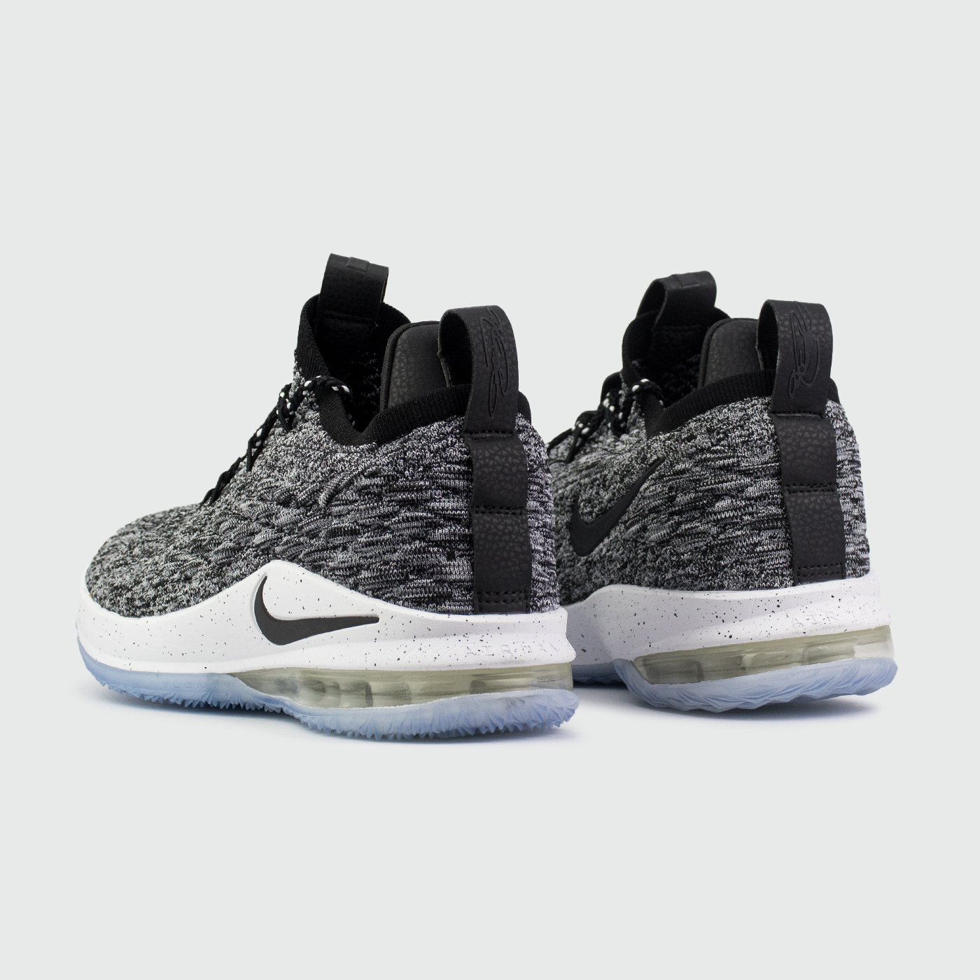 Lebron 15 blue low store